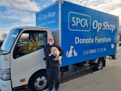 Op Shop volunteer - Auckland Driver